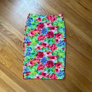 Moa Floral Stretch Pencil Skirt Size Medium